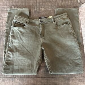 Ezekiel Men's Slim Jeans in Olive